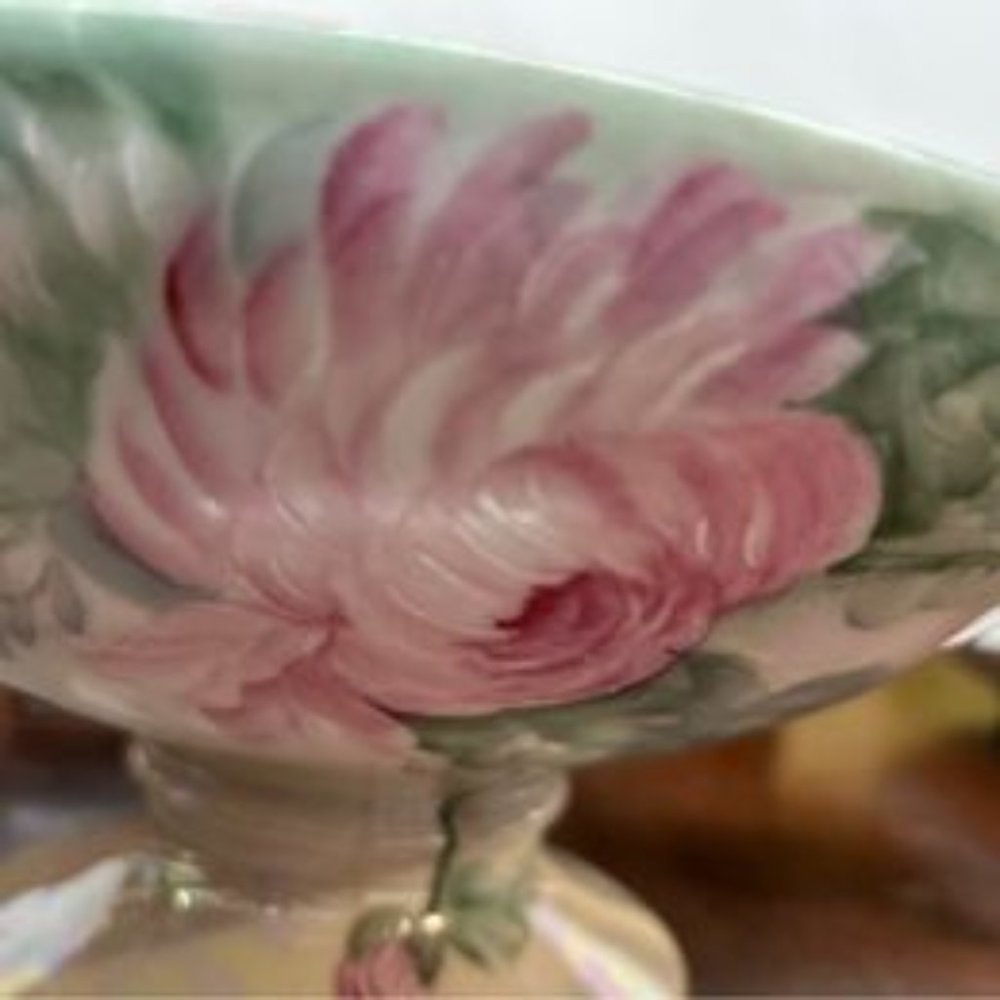 Antique Pink Rose Fraureuth Serving Bowl